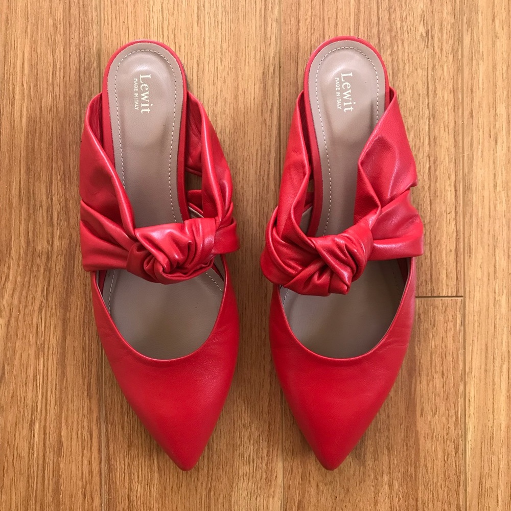 SOLD Lewit Cara size 40